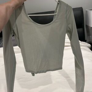 Lululemon top size 4